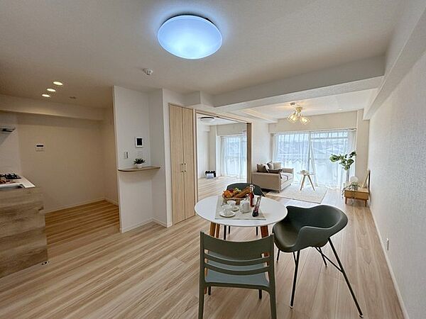南向きのＬＤＫ、 日当たりにこだわった住宅がここに。