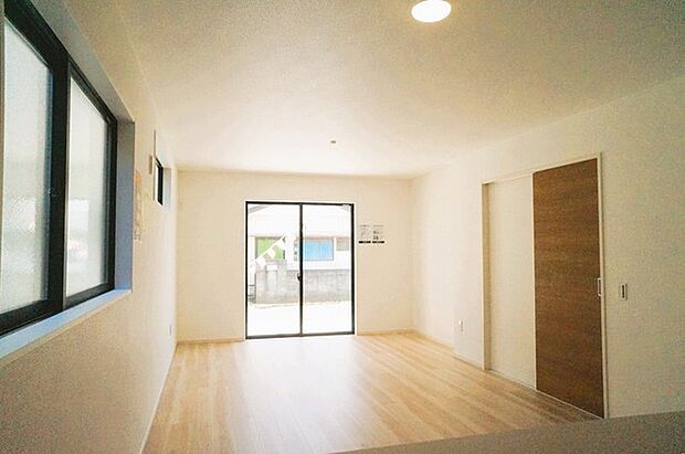 快適性とゆとりをデザインしたリビングは、広々した18.6帖。