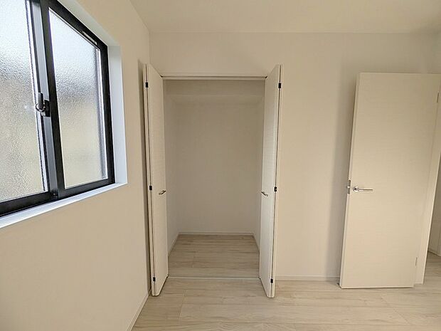 ウォークインクローゼットのある住まいで収納上手な生活。 