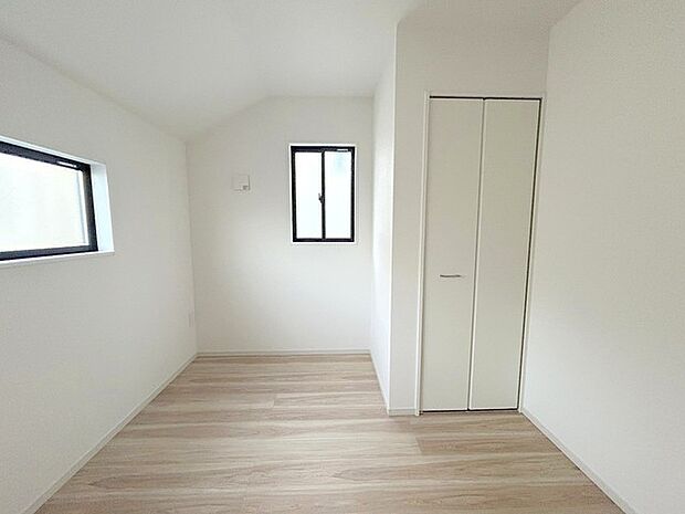 この部屋だれの部屋にしようかな、なんて会話を現地で楽しんでください。