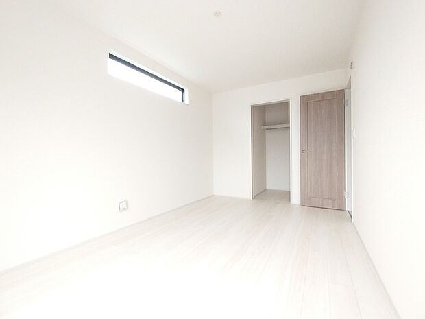 完成済み、実物をじっくりチェックできます。