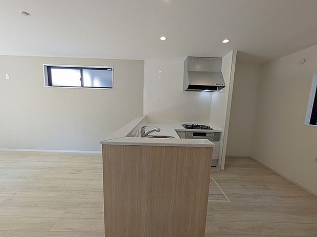 お子様もお手伝いしやすいカウンターキッチンプラン。