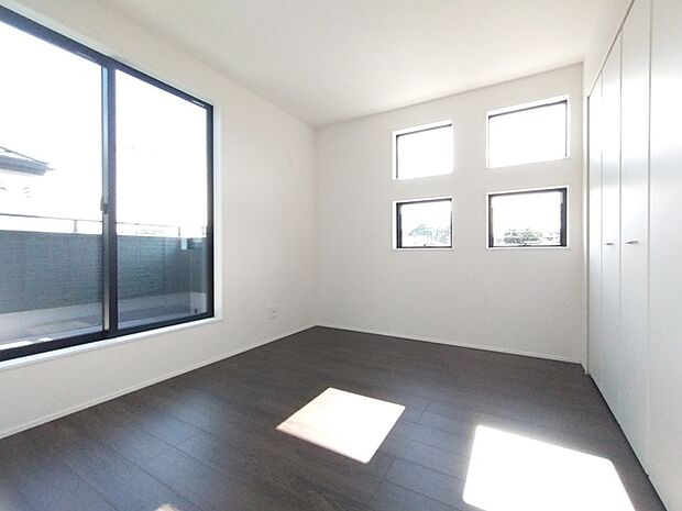 完成済み、実物をじっくりチェックできます。 