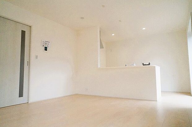 朝から日差しいっぱい、 早起きしたくなるＬＤＫ。 