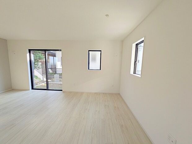 家族団らんの時間も増えそうな、くつろぎのLDK。