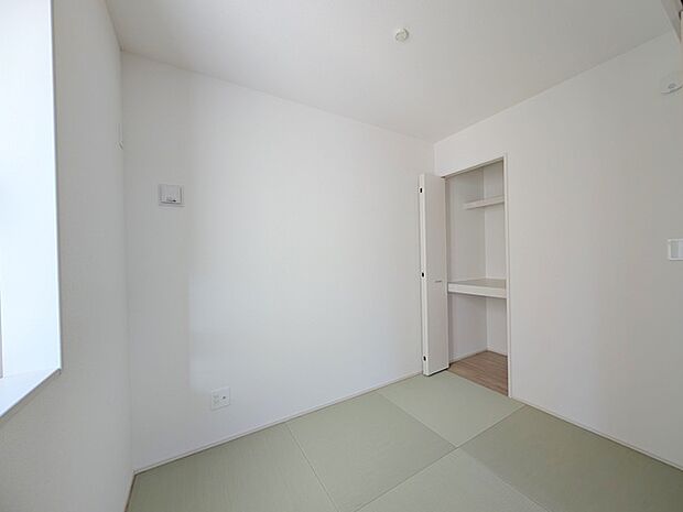 LDK+隣接和室、開放すれば計約21帖。おもてなしスペースにもどうぞ。