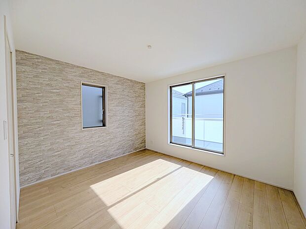 太陽の恵みを感じる、温もりと明るさにあふれたお部屋。 