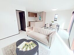 リビング/ダイニングの画像