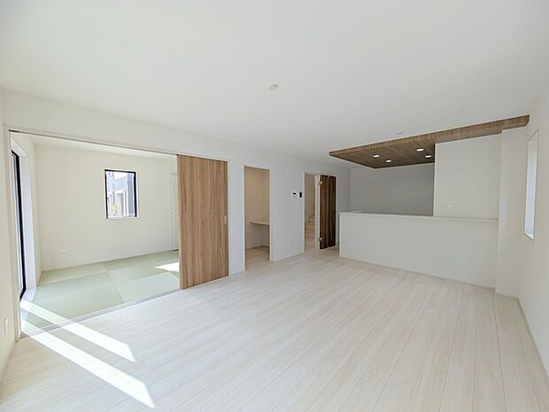 快適性とゆとりをデザインしたリビングは、広々した16帖。 