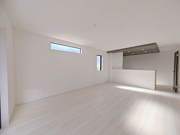 快適性とゆとりをデザインしたリビングは、広々した17帖。 