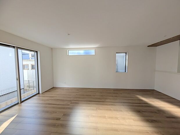 開放感と採光にこだわった、16帖のＬＤＫ。 