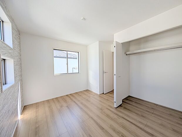 完成済み、実物をじっくりチェックできます。 