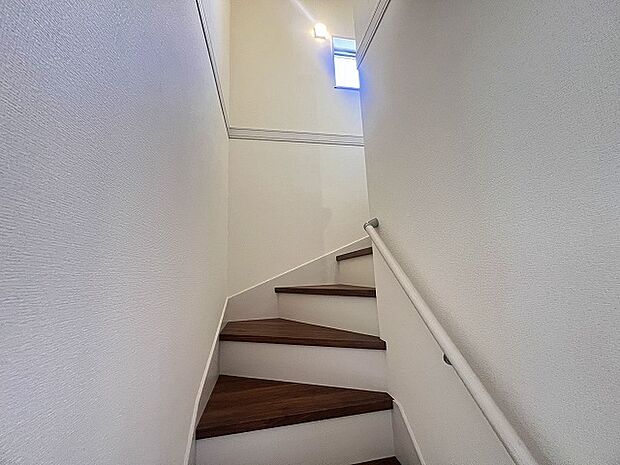 手すり付き階段