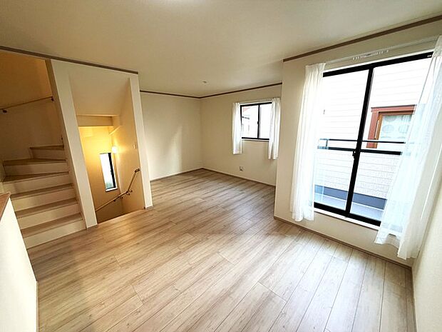 開放感と採光にこだわったLDK。