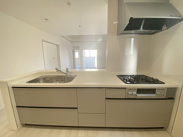 お料理を効率的に、楽しく。あったらいいなをかなえてくれるシステムキッチン。 