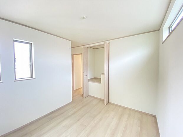 子供部屋には丁度良い洋室。