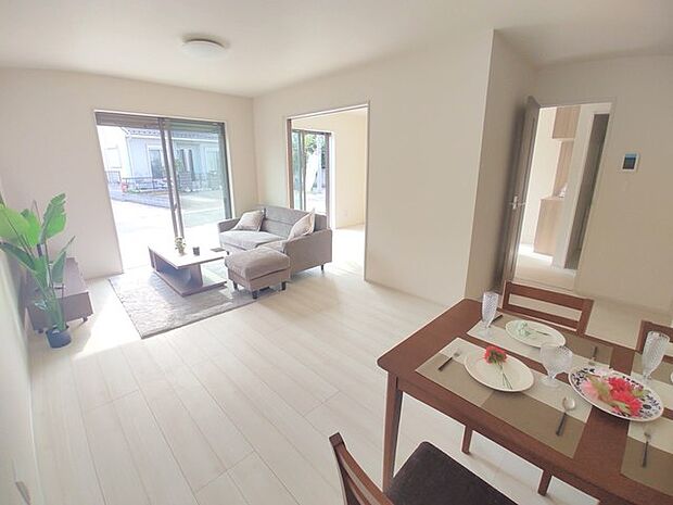 南向きのＬＤＫ、 日当たりにこだわった住宅がここに。 