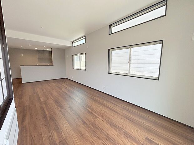 家族団らんの時間も増えそうな、くつろぎのLDK。