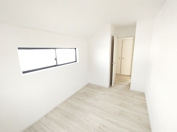 完成済み、実物をじっくりチェックできます。