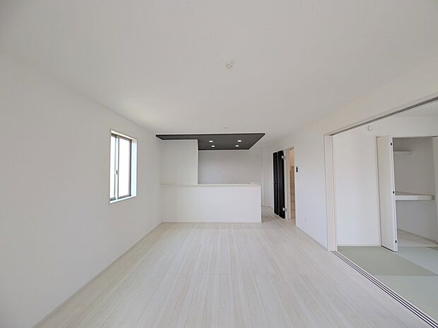 快適性とゆとりをデザインしたリビングは、広々した16帖。