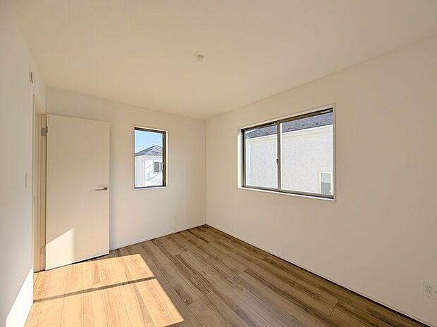 この部屋だれの部屋にしようかな、なんて会話を現地で楽しんでください。