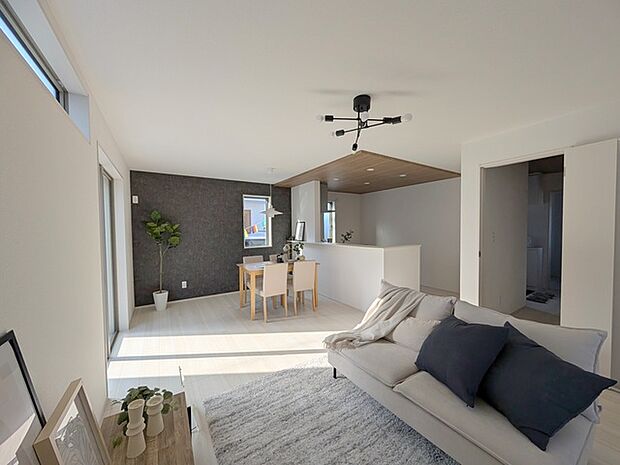 快適性とゆとりをデザインしたリビングは、広々した16帖。 