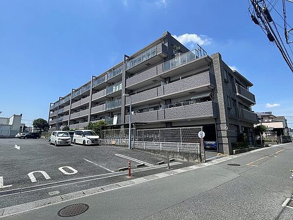 apartment 埼玉県北本市二ツ家３丁目
地図を見る