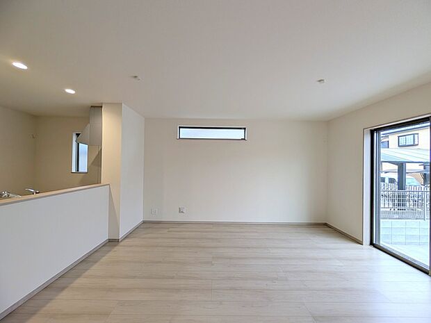 家族が自然に集りそうな広さが魅力のＬＤＫ。 