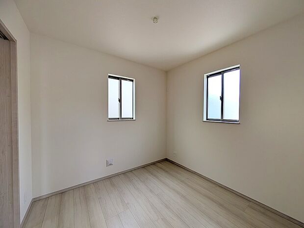 完成済み、実物をじっくりチェックできます。 