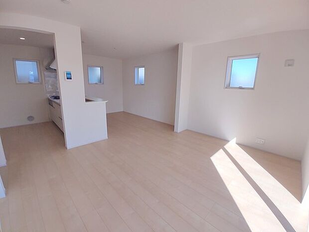 快適性とゆとりをデザインしたリビングは、広々した17帖。