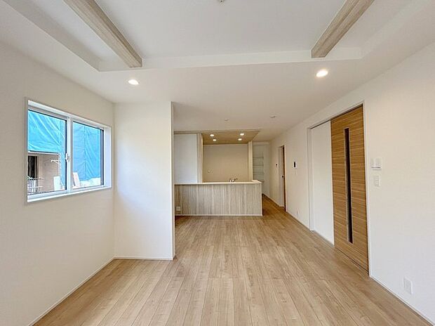 快適性とゆとりをデザインしたリビングは、広々した18帖。 