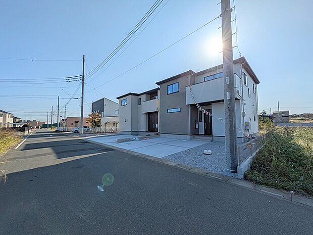 ウェブや資料からでは得られないヒントがたくさん見つかる完成物件です。