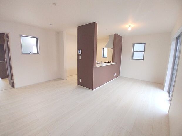 開放感と採光にこだわった、15帖のＬＤＫ。 