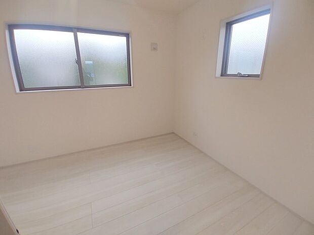 この部屋だれの部屋にしようかな、なんて会話を現地で楽しんでください。