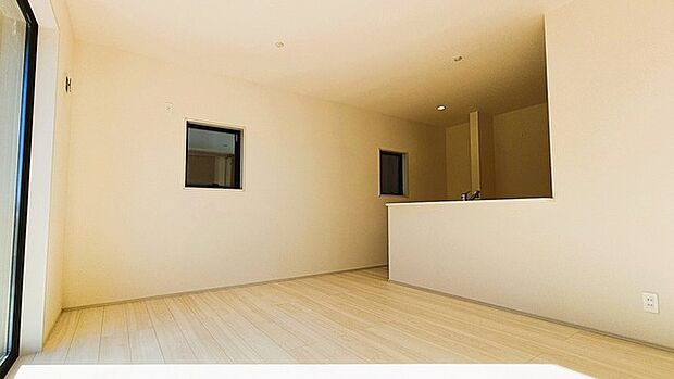 リビング空間にこだわりたい方に、見ていただきたい住宅です。