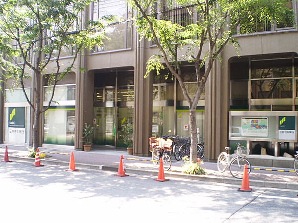 画像28:阪神御影駅前にも三井住友銀行があります