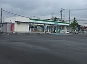 ファミリーマート和歌山大浦街道店まで795m