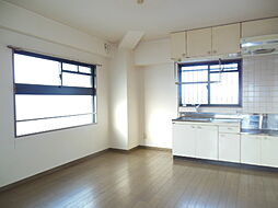 たくわ壱番館 4階2DKのリビング/ダイニング