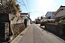 外観：前面道路含む現地写真