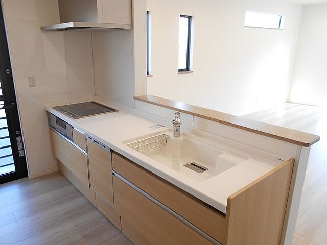 キッチン 西条市下島山甲1485-28