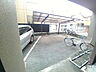 駐車場：駐輪場