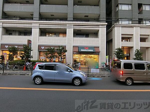 画像16:スーパーマルヤス茨木駅前店 徒歩22分。 1730m