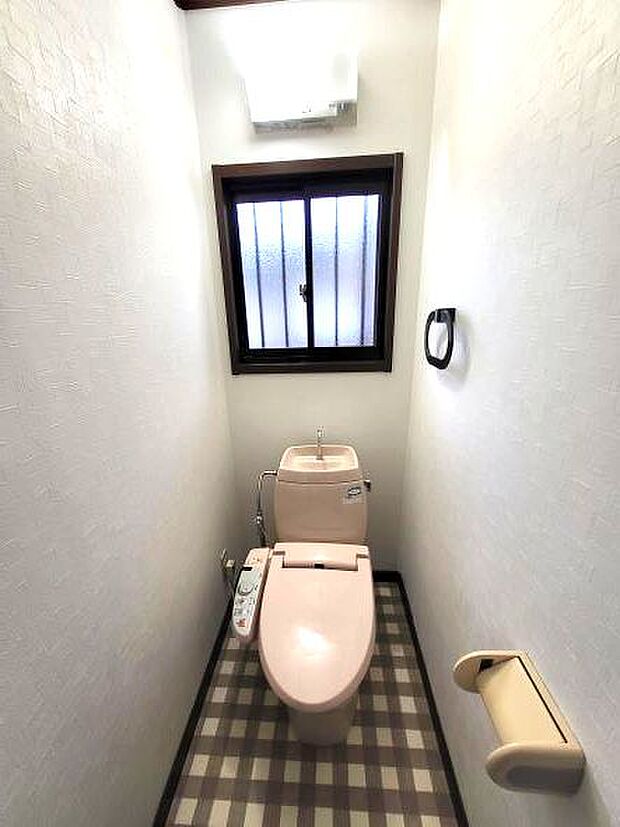 １階のウォシュレット付きトイレです。