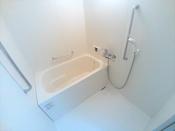 画像22:清潔感のある浴室です。