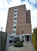 中津駅より徒歩16分 8階 築18年8ヶ月の賃貸物件