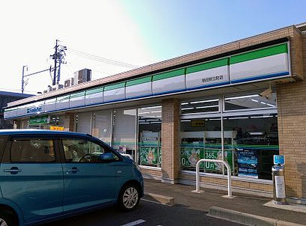 画像27:ファミリーマート熱田野立町店 351m