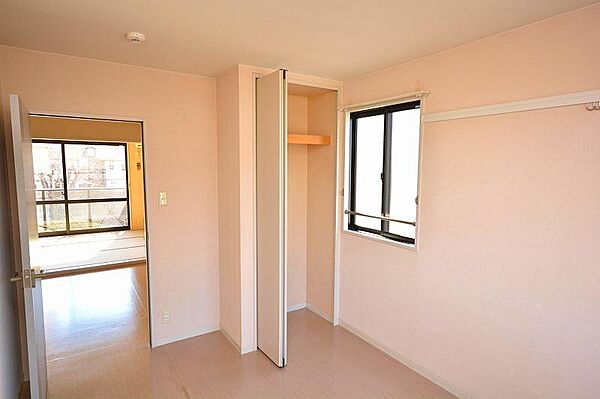 apartment 群馬県みどり市笠懸町阿左美548-1
笠懸町阿左美の賃貸情報を見る
物件地図