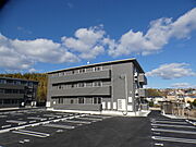 琴芝駅よりバス10分 徒歩8分 3階 築4年11ヶ月の賃貸物件