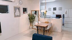 平成30年築　大型戸建カースペース3台