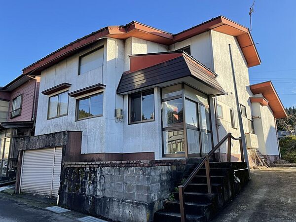detached 秋田県湯沢市愛宕町４丁目
地図を見る
